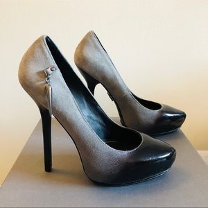 Rock & Republic Gray Suede Ombre Platform Pumps